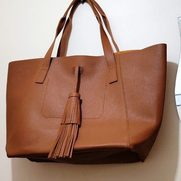 Tanger Tote Big Leather Bag - Picture 2 of 5